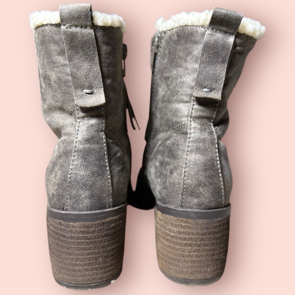 MIA Faux Fur Lace-Up Ankle Boots | Size 8.5 - Picture 4 of 12